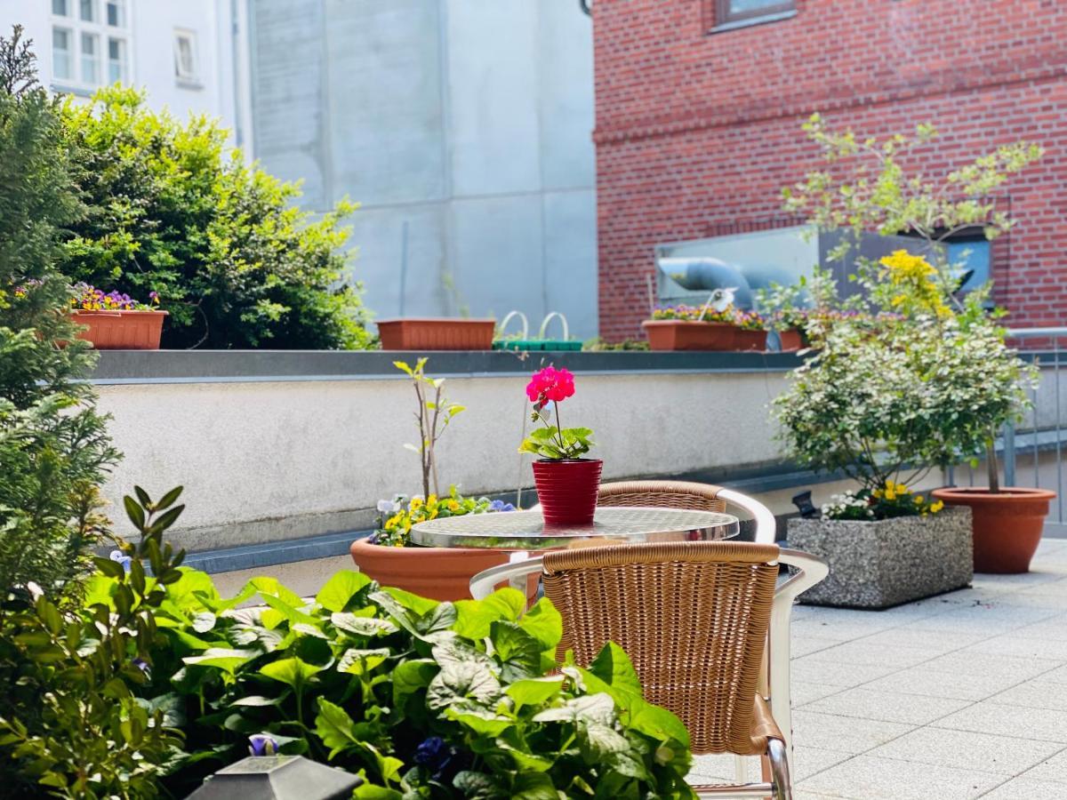 Pension Zum Blumchen Шверин Экстерьер фото